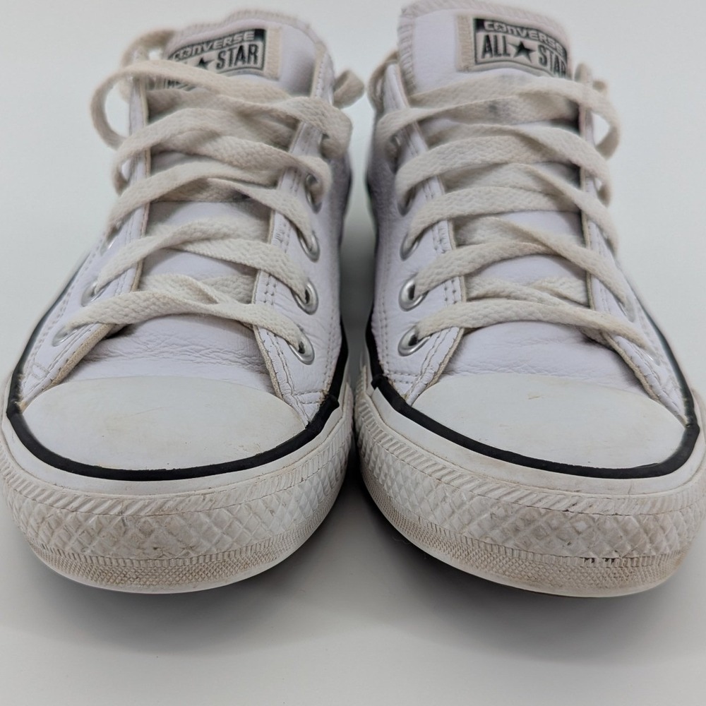 Converse Chuck Taylor All Star White Leather Low Top Sneakers 109058 Wos 7 Mns 5
